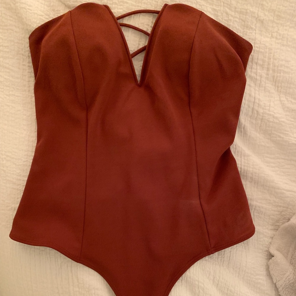 Strapless bodysuit